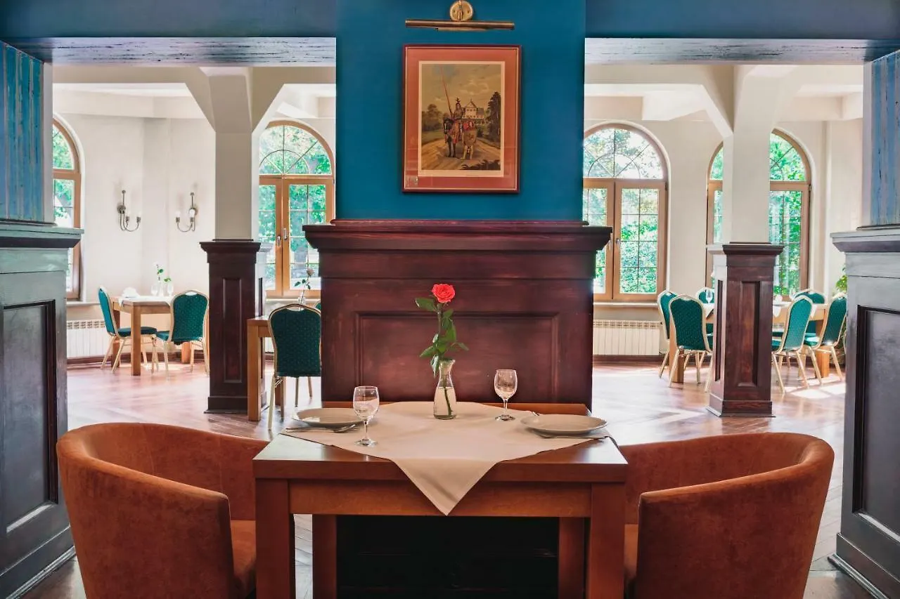 Hotel Maria Varşova